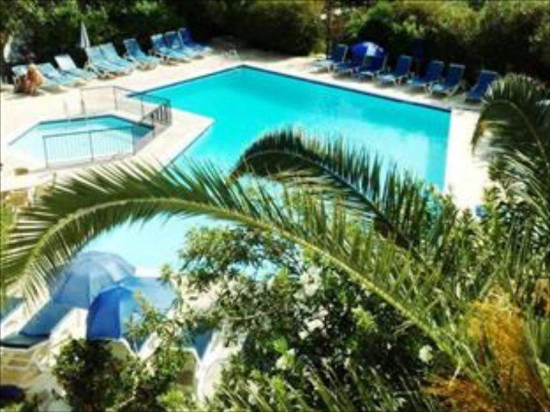 Hilltop Gardens Hotel Apartments Paphos Exteriér fotografie