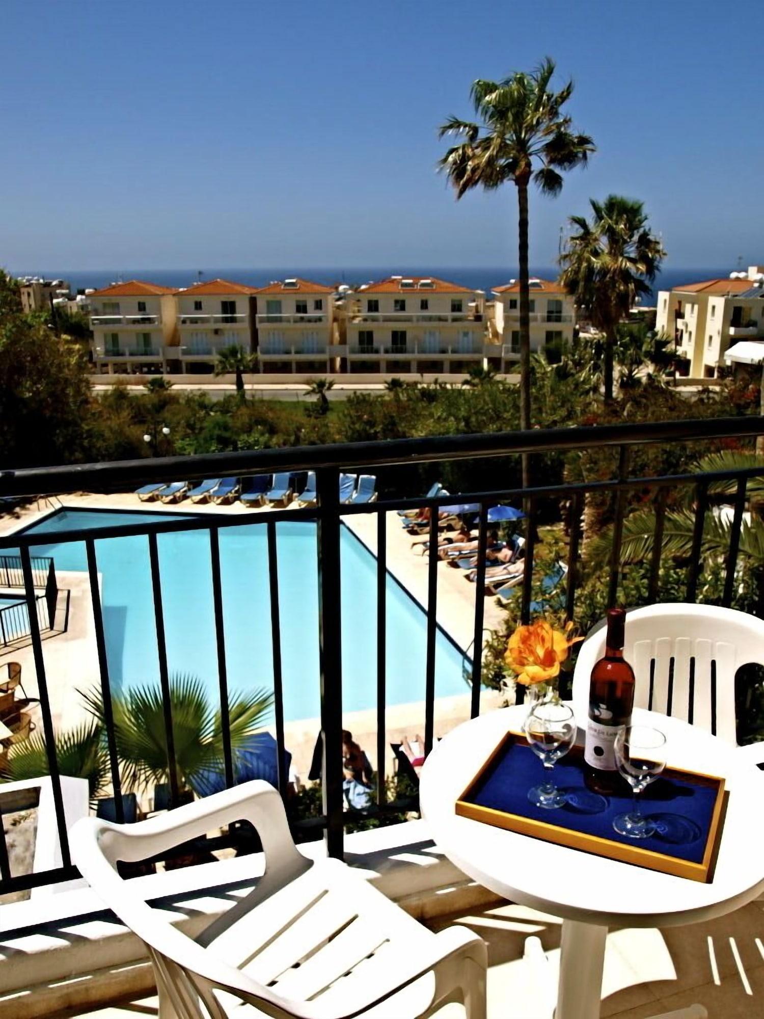 Hilltop Gardens Hotel Apartments Paphos Exteriér fotografie