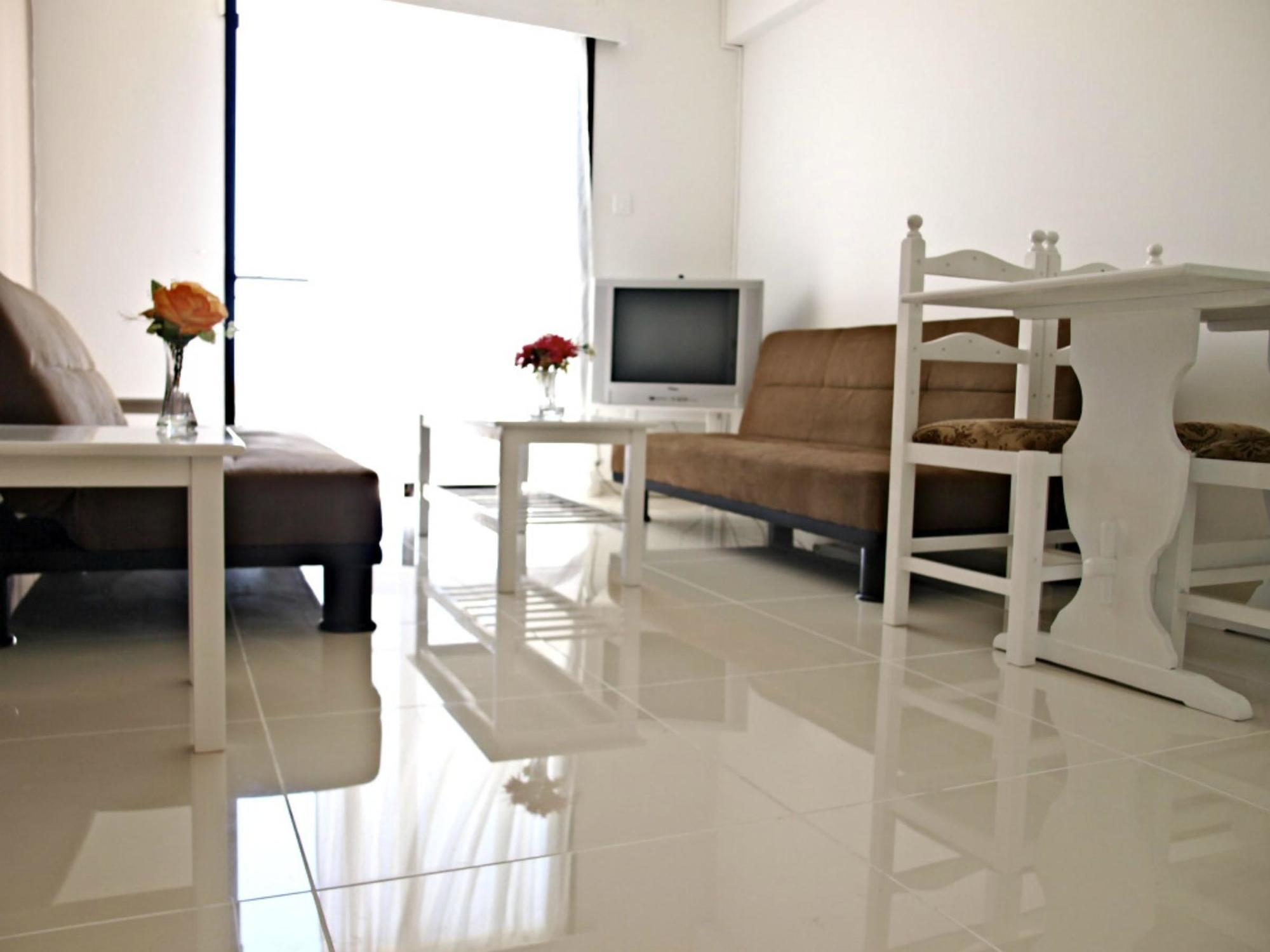 Hilltop Gardens Hotel Apartments Paphos Exteriér fotografie