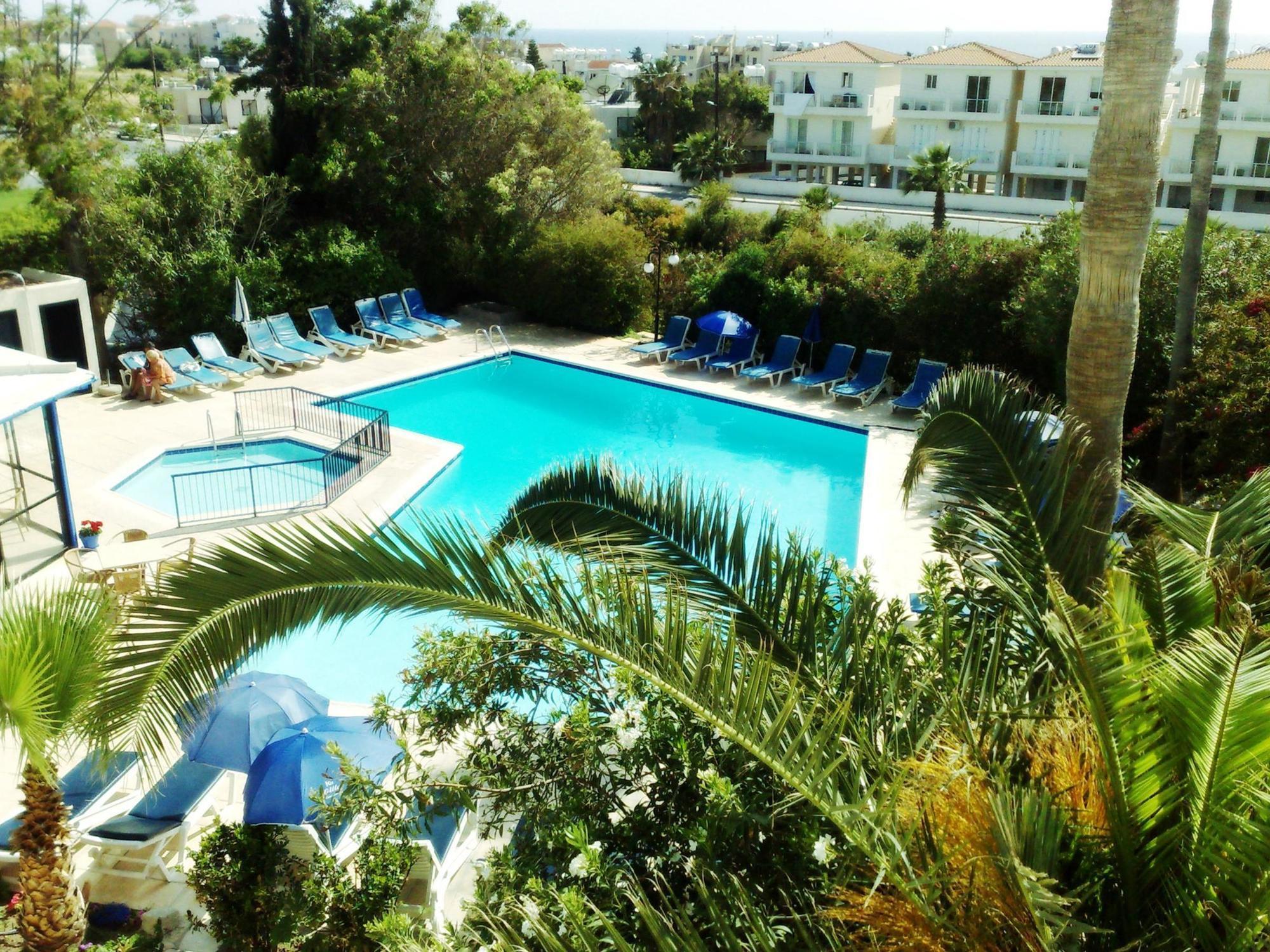 Hilltop Gardens Hotel Apartments Paphos Exteriér fotografie