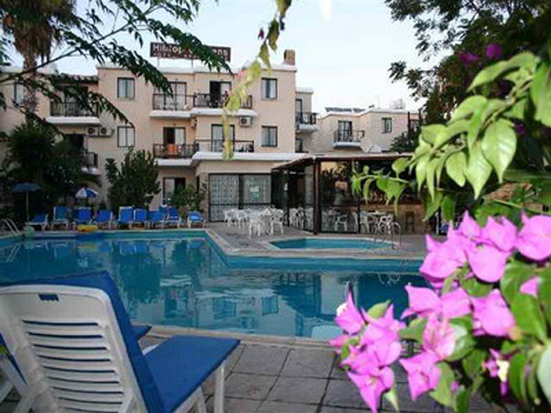 Hilltop Gardens Hotel Apartments Paphos Exteriér fotografie