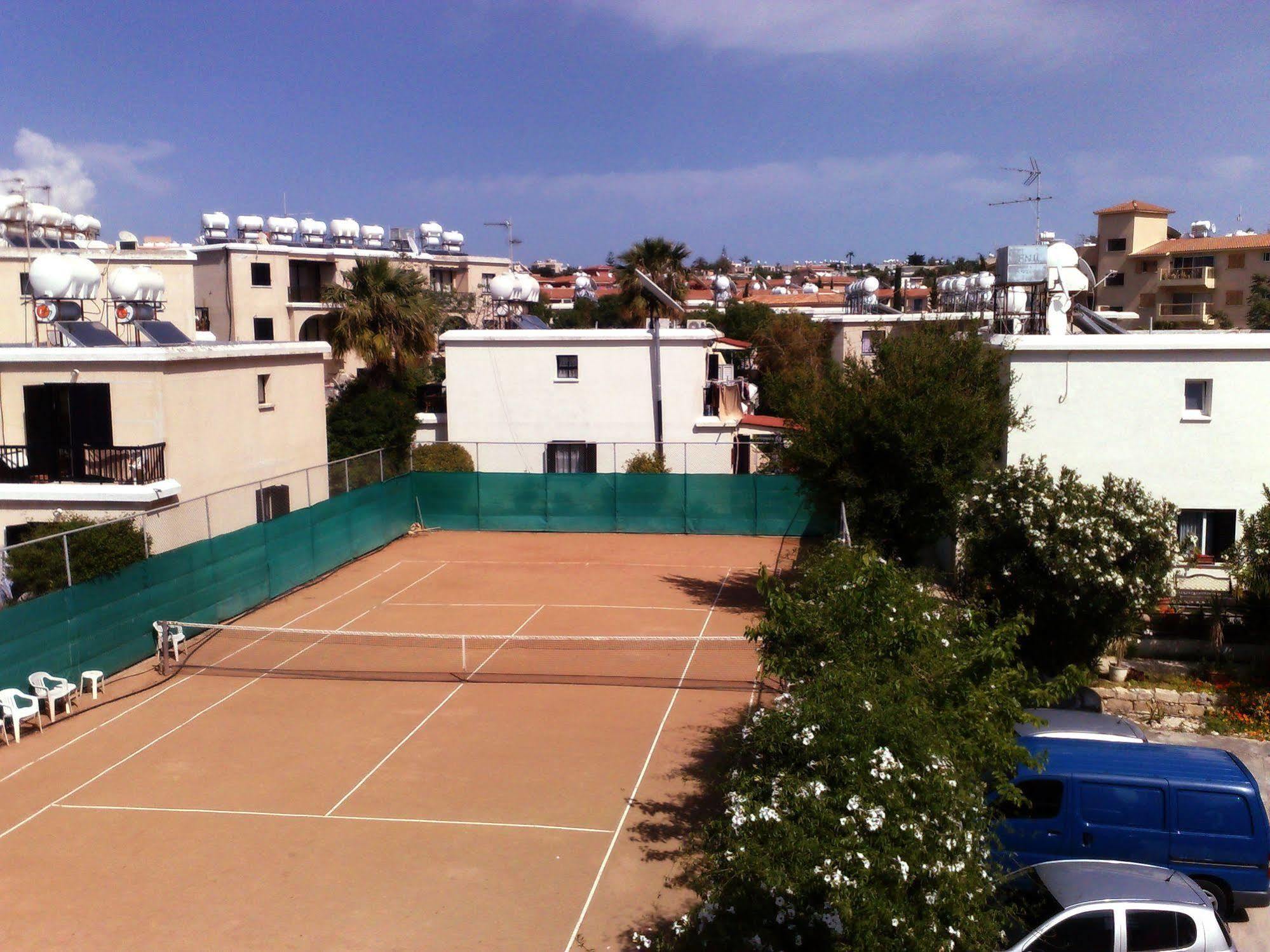 Hilltop Gardens Hotel Apartments Paphos Exteriér fotografie