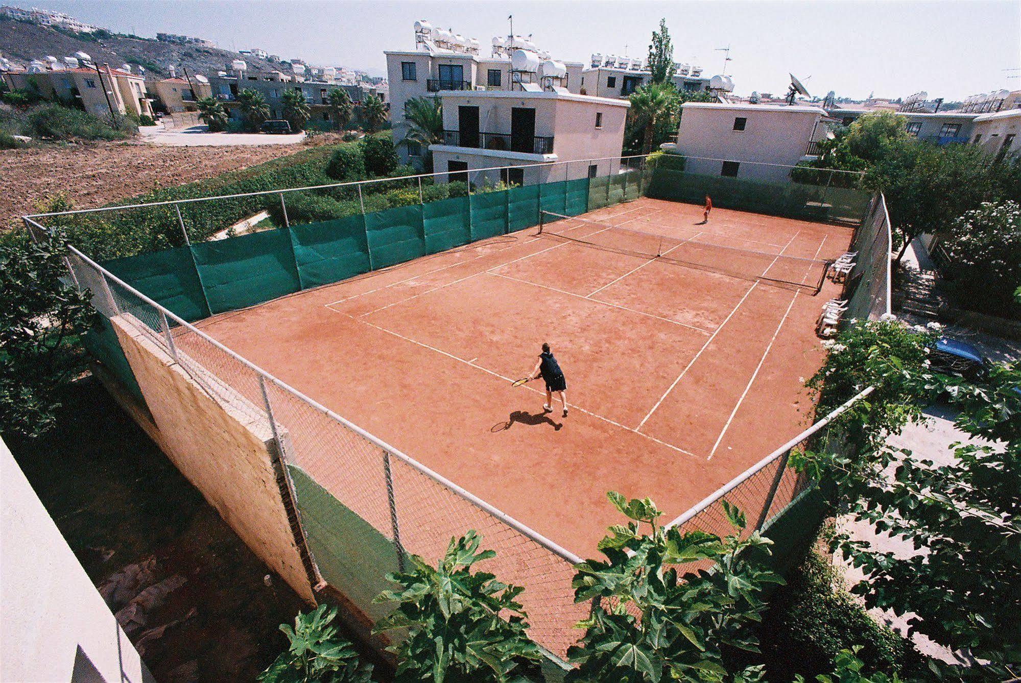 Hilltop Gardens Hotel Apartments Paphos Exteriér fotografie