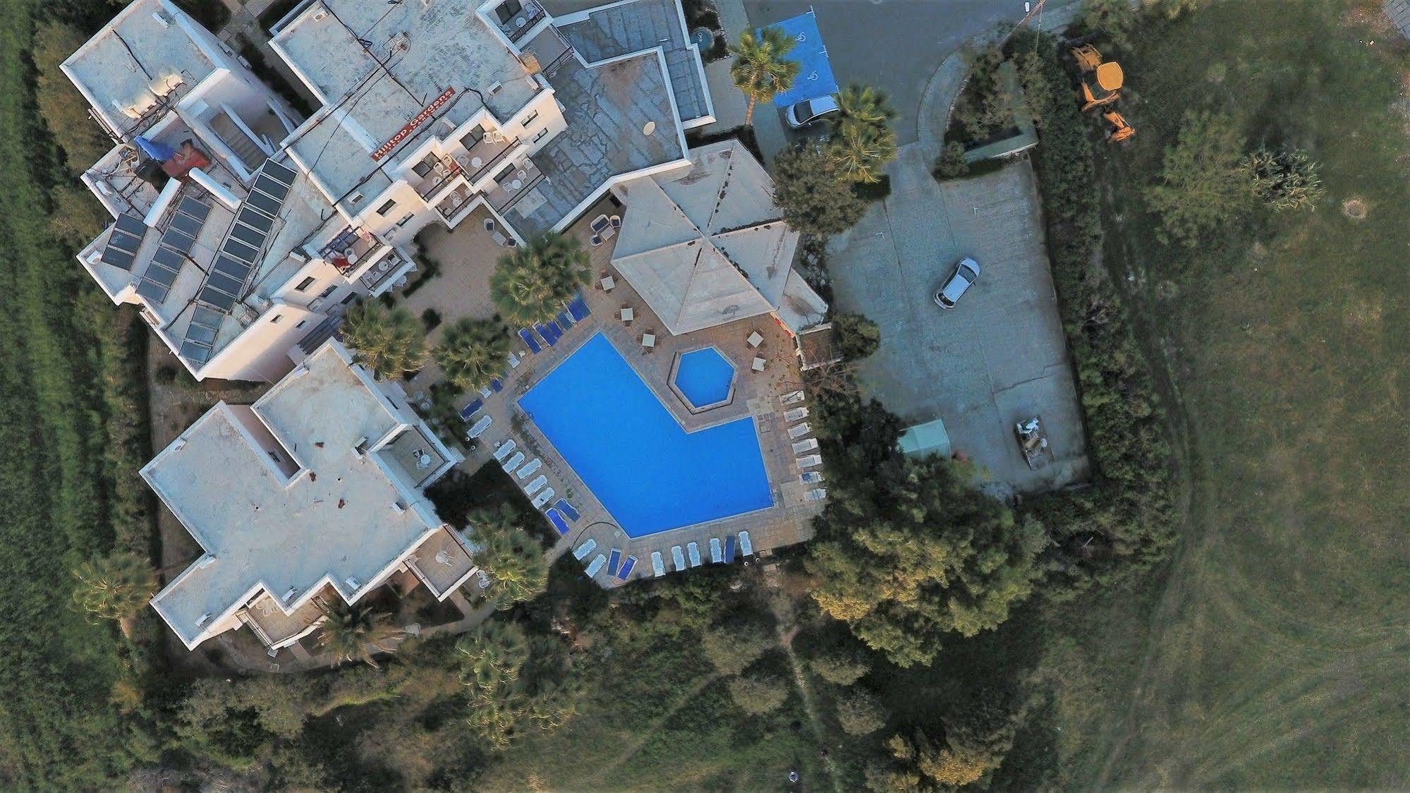 Hilltop Gardens Hotel Apartments Paphos Exteriér fotografie