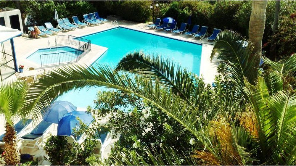 Hilltop Gardens Hotel Apartments Paphos Exteriér fotografie